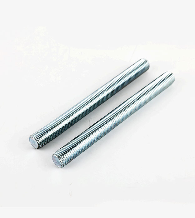 Introduction de la vis d'expansion